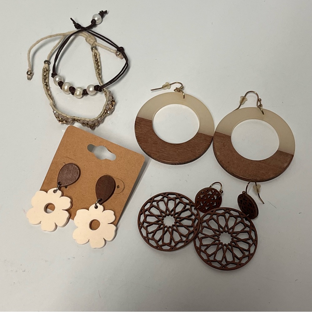 Bohemian Wooden Earrings Set